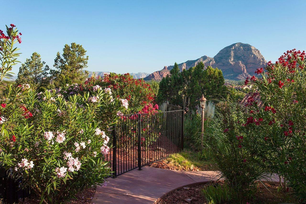 A Sunset Chateau Bed & Breakfast Sedona Exterior photo